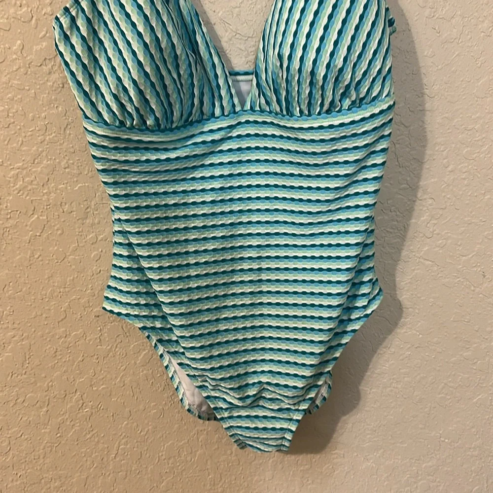 Time and true bubble stripe one piece k